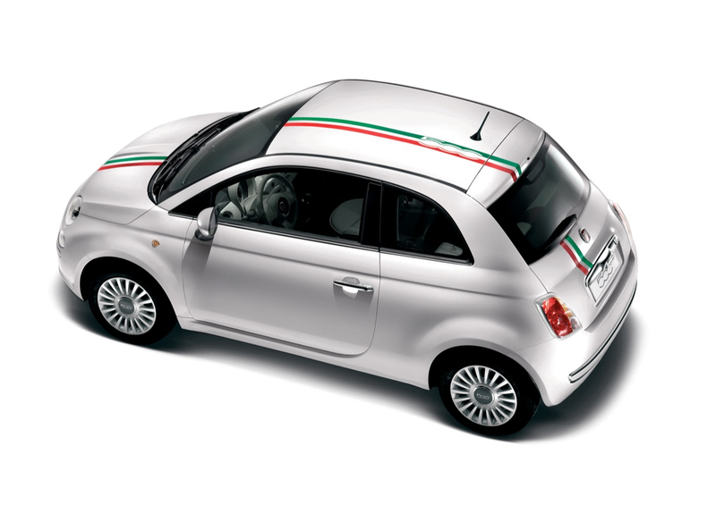 Illustration for article titled Fiat 500 Rolls Out in Europe, Bristling with Tech Goodness
